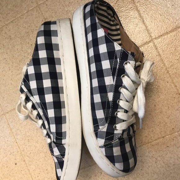 Betsy Johnson Edna slip on sneakers - Picture 4 of 6